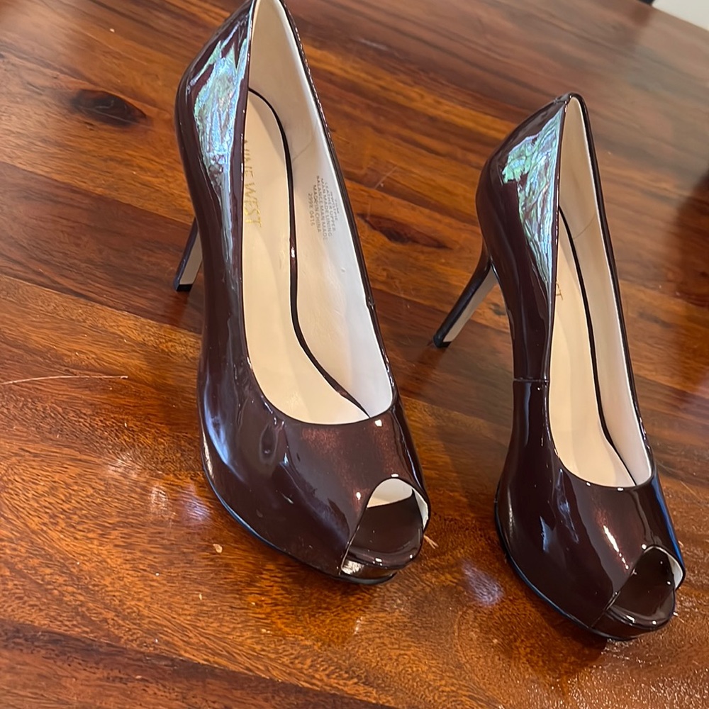 New Nine West 7.5m wine (purple)